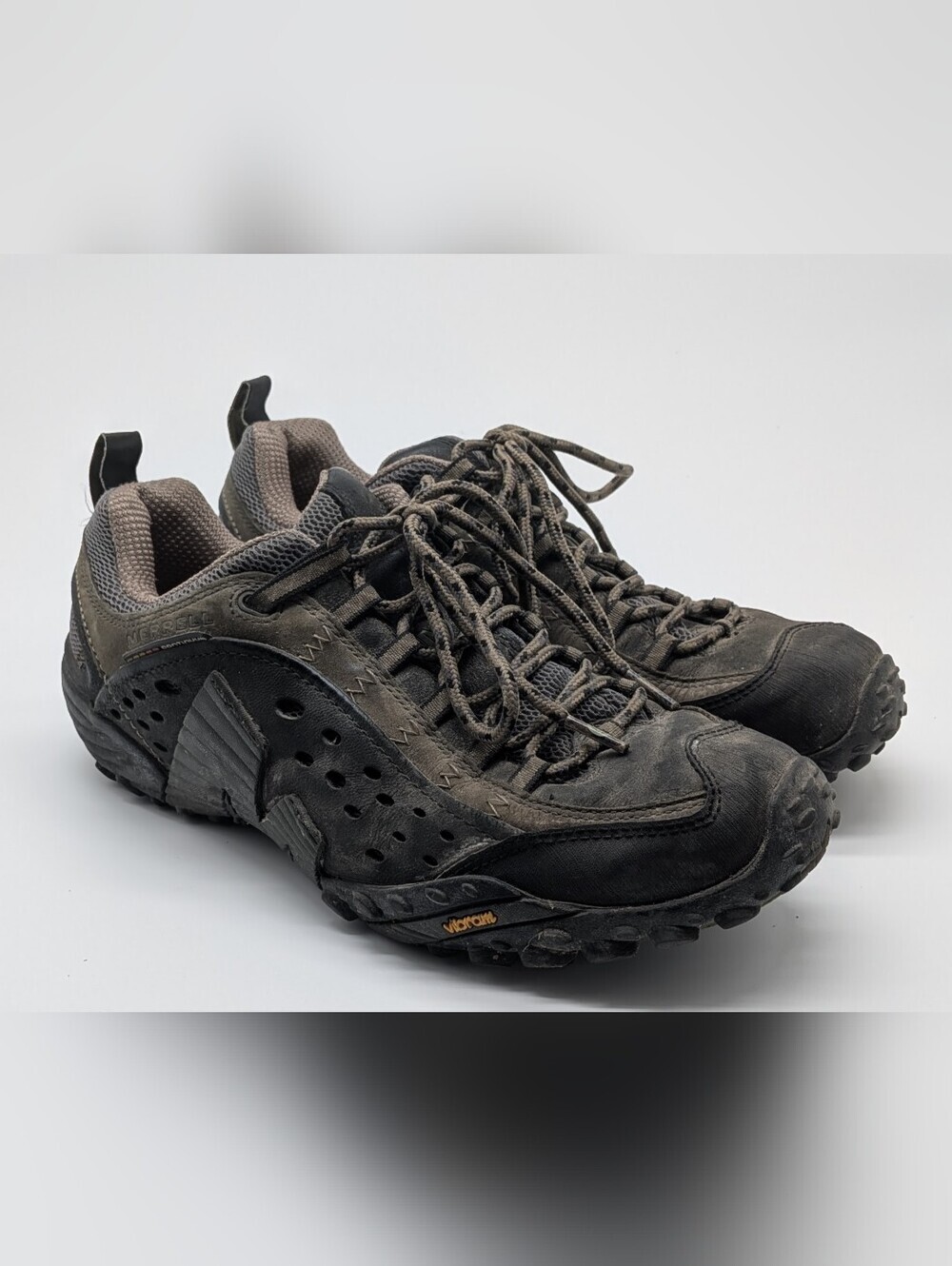 Merrell Intercept Men's Size 8